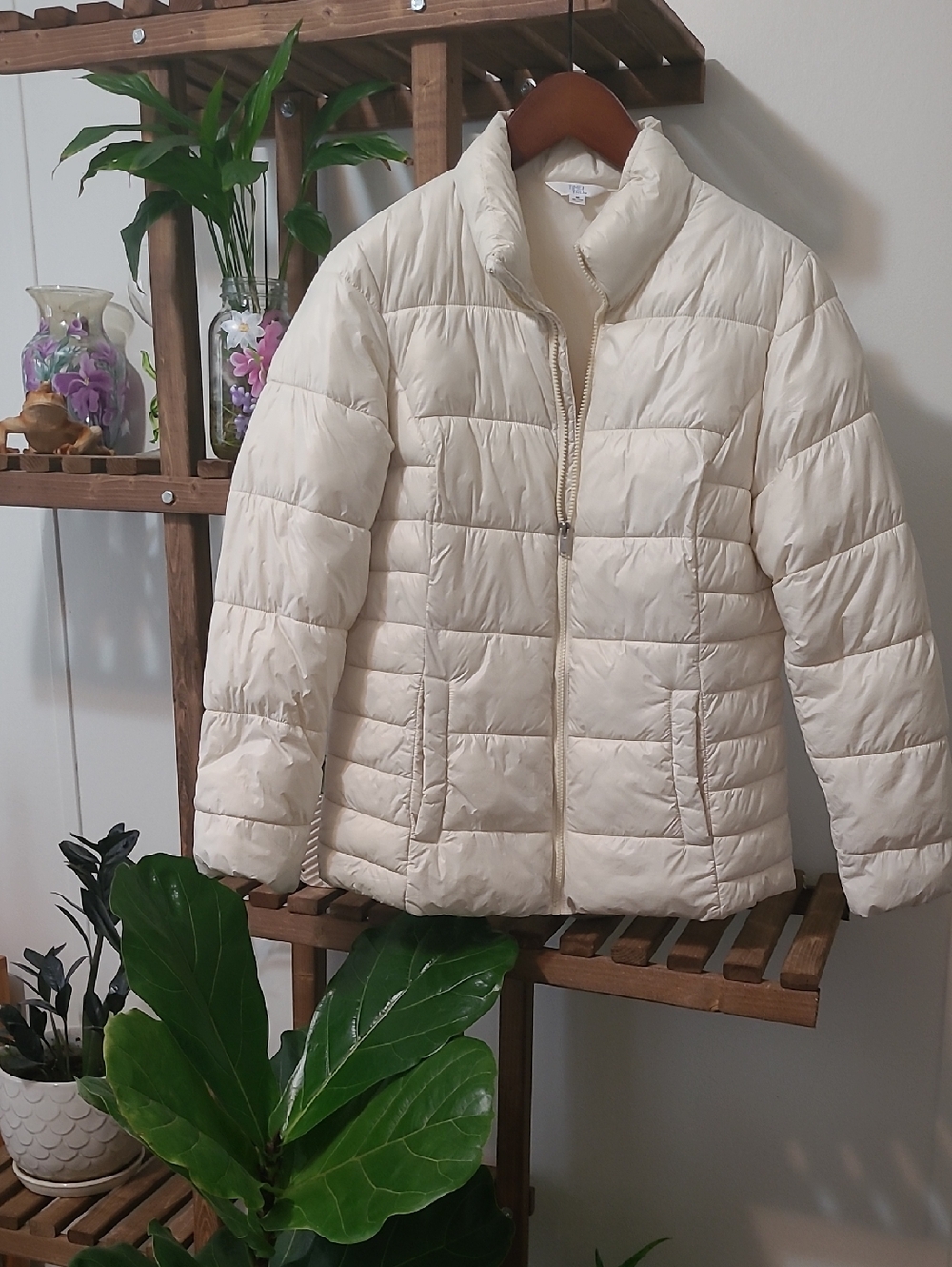 Time and Tru Women's Cream Puffer Jacket - Picture 1 of 3